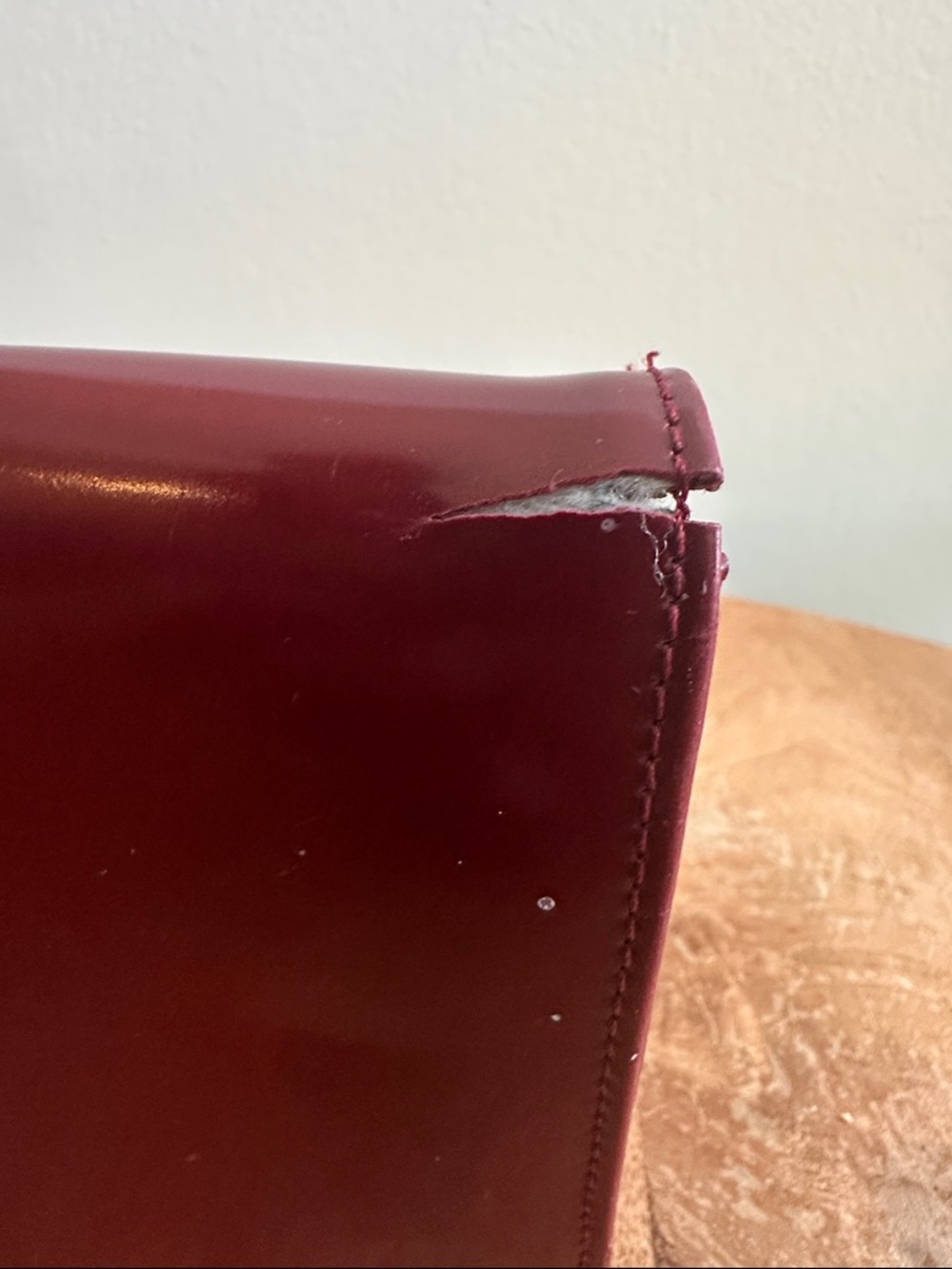 Women's Burgundy Leather Chain Shoulder Bag - Picture 4 of 9